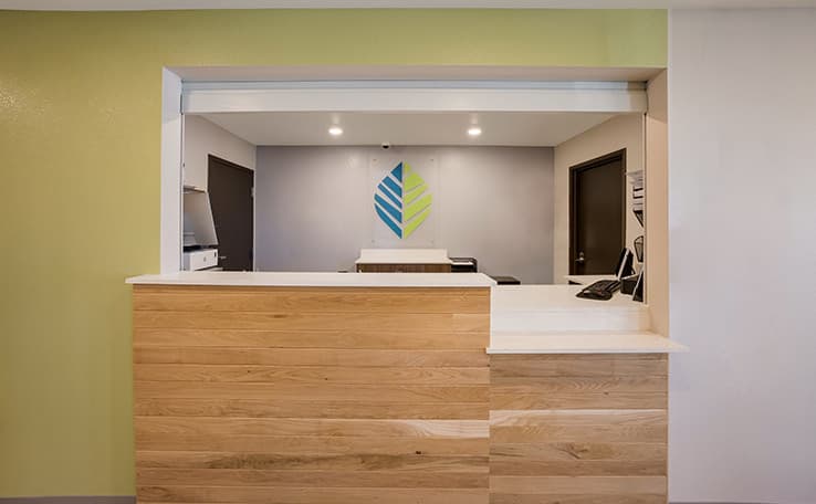 WoodSpring Suites Colorado Springs North - Air Force Academy photo 2 of 15
