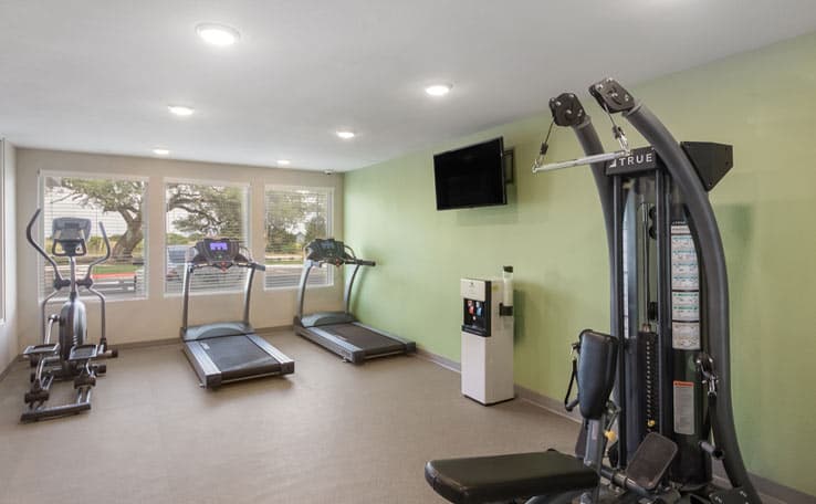 WoodSpring Suites Cedar Park - Austin North photo 4 of 18