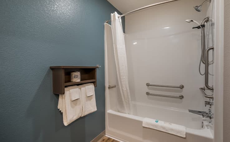 WoodSpring Suites Milwaukee - Menomonee Falls photo 17 of 21