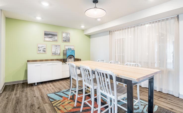 WoodSpring Suites Colton photo 4 of 20