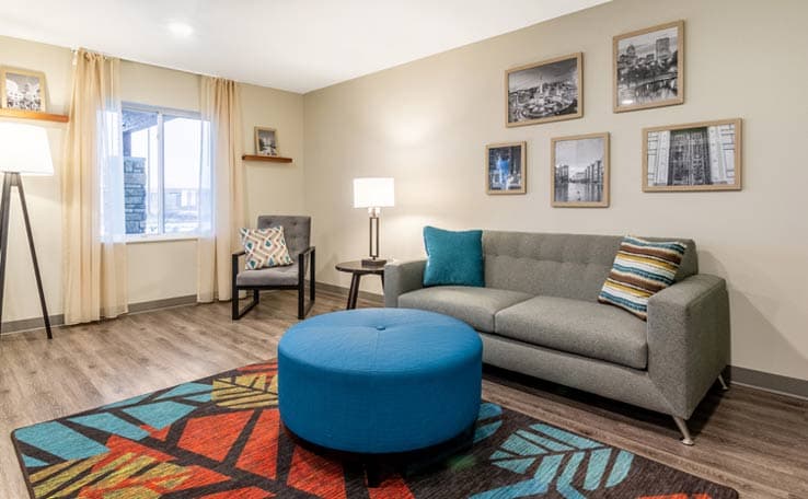 WoodSpring Suites Indianapolis Airport South photo 3 of 18