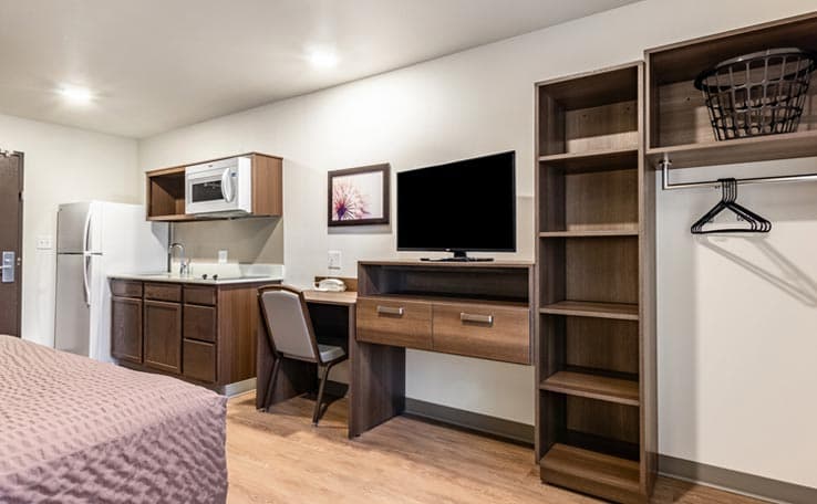WoodSpring Suites Indianapolis Airport South photo 7 of 18