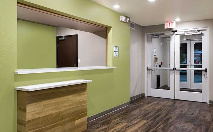 WoodSpring Suites Merrillville photo 2 of 18